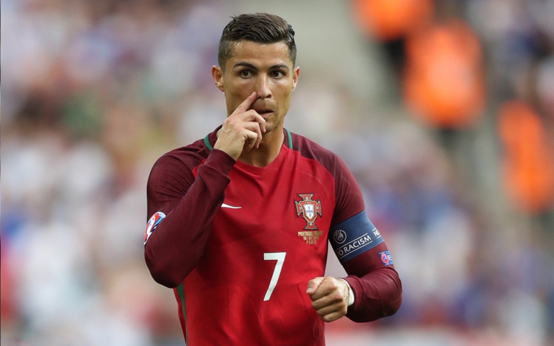 球迷文化再升级,激情与文明的交响曲